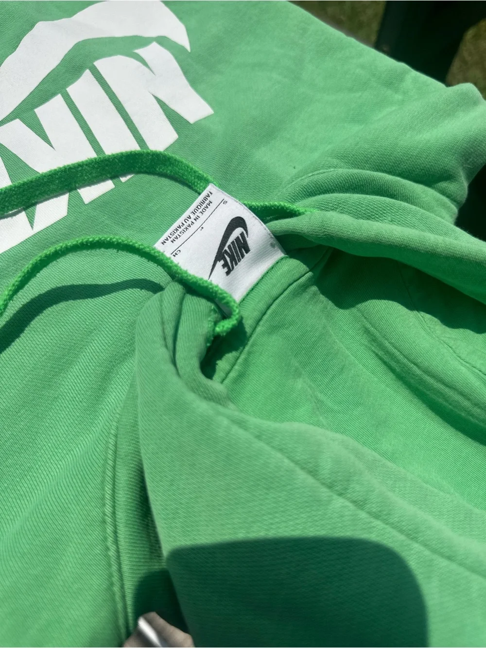 Nike Green Crewneck Sweatshirt with White Swoosh - Picture 4 of 4